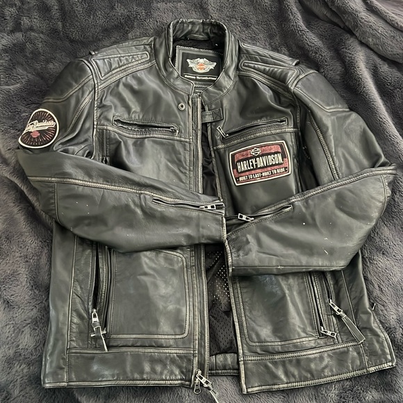 Vintage Harley Davidson leather motorcycle jacket. Men’s XL. My favorite HD coat - Picture 2 of 13